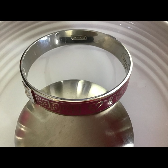 👑 Coach Poppy Bangle Bracelet - Picture 6 of 9